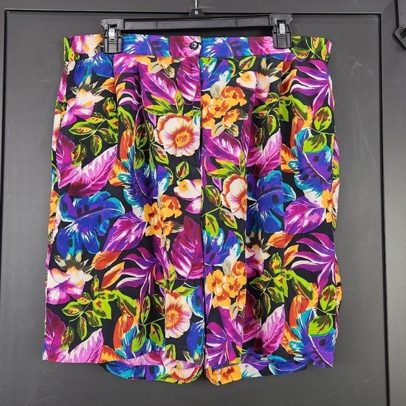 Petite Sophisticate 100% Silk High Waist Vintage Floral Shorts SZ Large Petite - Picture 2 of 6